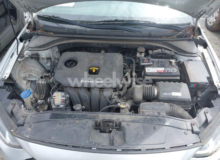 Photo 10 of 2017 Hyundai Elantra SE (VIN 5NPD74LF1HH175974)