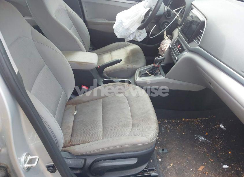 Photo 5 of 2017 Hyundai Elantra SE (VIN 5NPD74LF1HH175974)