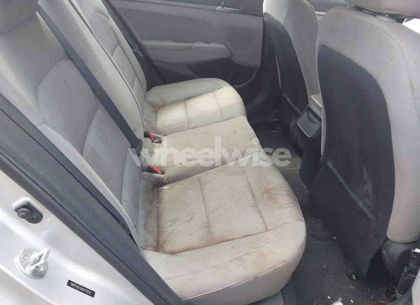 Photo 8 of 2017 Hyundai Elantra SE (VIN 5NPD74LF1HH175974)