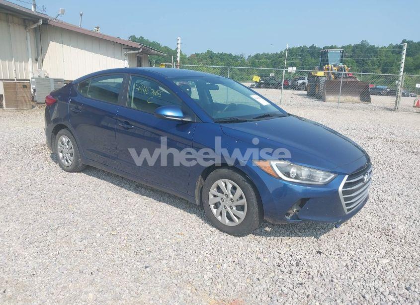2017 Hyundai Elantra SE (VIN 5NPD74LF1HH177000) main photo