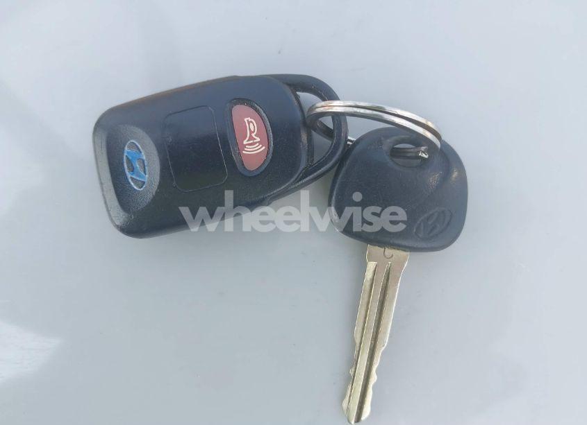 Photo 11 of 2017 Hyundai Elantra SE (VIN 5NPD74LF1HH177000)