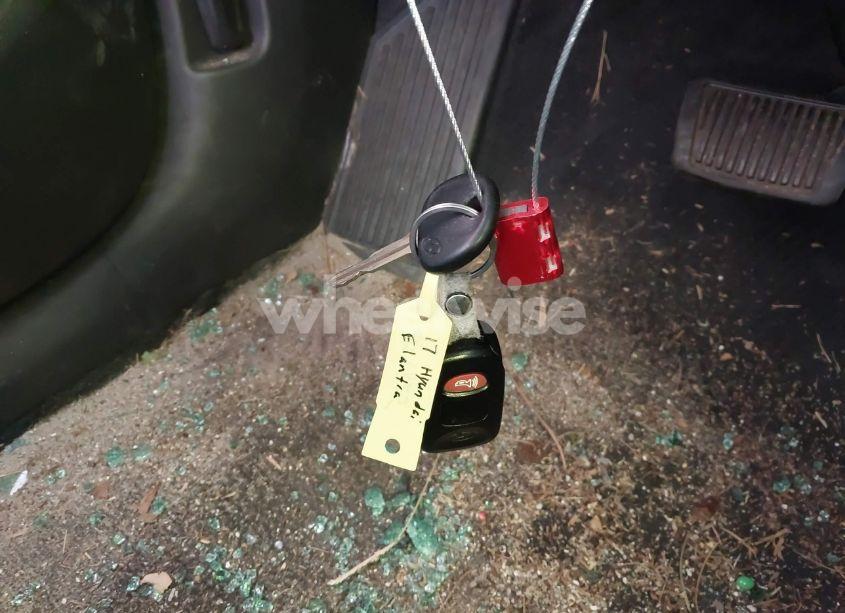 Photo 11 of 2017 Hyundai Elantra SE (VIN 5NPD74LF1HH186585)