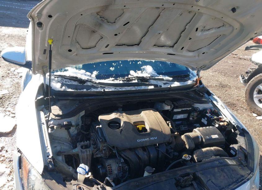 Photo 10 of 2017 Hyundai Elantra SE (VIN 5NPD74LF1HH193925)