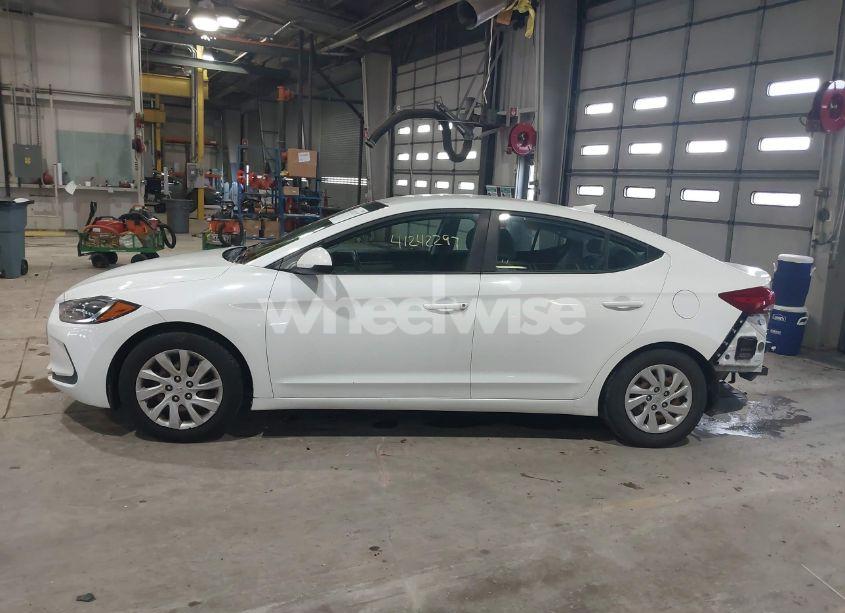 Photo 14 of 2017 Hyundai Elantra SE (VIN 5NPD74LF1HH196873)