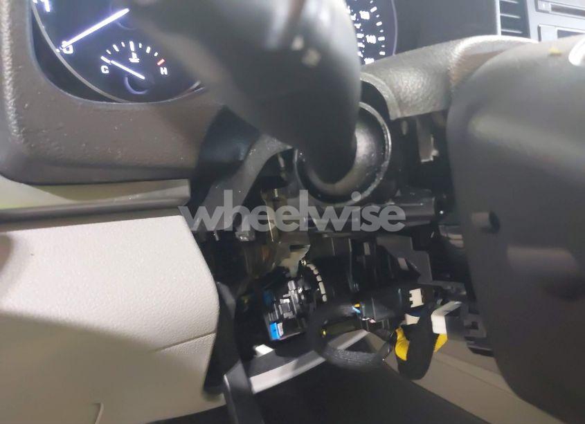 Photo 18 of 2017 Hyundai Elantra SE (VIN 5NPD74LF1HH196873)