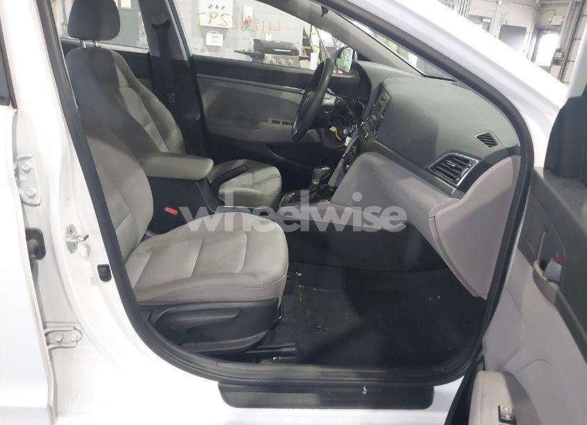 Photo 5 of 2017 Hyundai Elantra SE (VIN 5NPD74LF1HH196873)