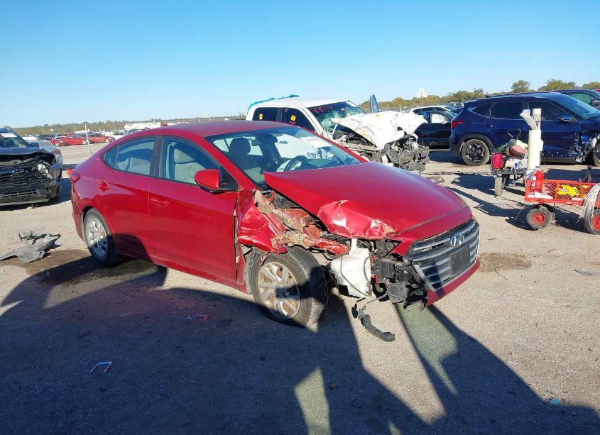 2017 Hyundai Elantra SE (VIN 5NPD74LF1HH208522) main photo