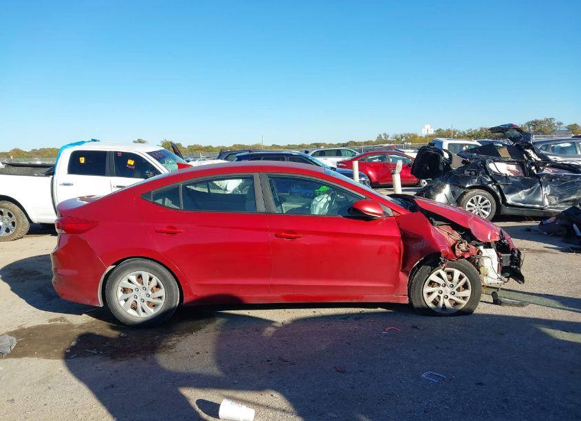 Photo 13 of 2017 Hyundai Elantra SE (VIN 5NPD74LF1HH208522)