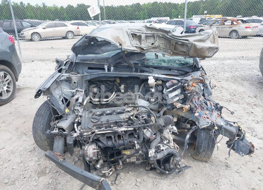 Photo 6 of 2017 Hyundai Elantra SE (VIN 5NPD74LF1HH209962)