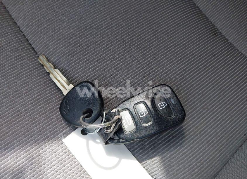 Photo 11 of 2018 Hyundai Elantra SE (VIN 5NPD74LF1JH294808)