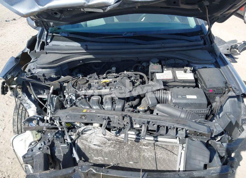 Photo 10 of 2018 Hyundai Elantra SE (VIN 5NPD74LF1JH336992)