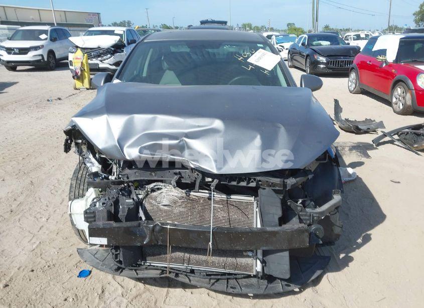 Photo 6 of 2018 Hyundai Elantra SE (VIN 5NPD74LF1JH336992)