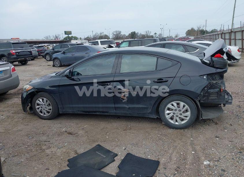 Photo 14 of 2018 Hyundai Elantra SE (VIN 5NPD74LF1JH342081)