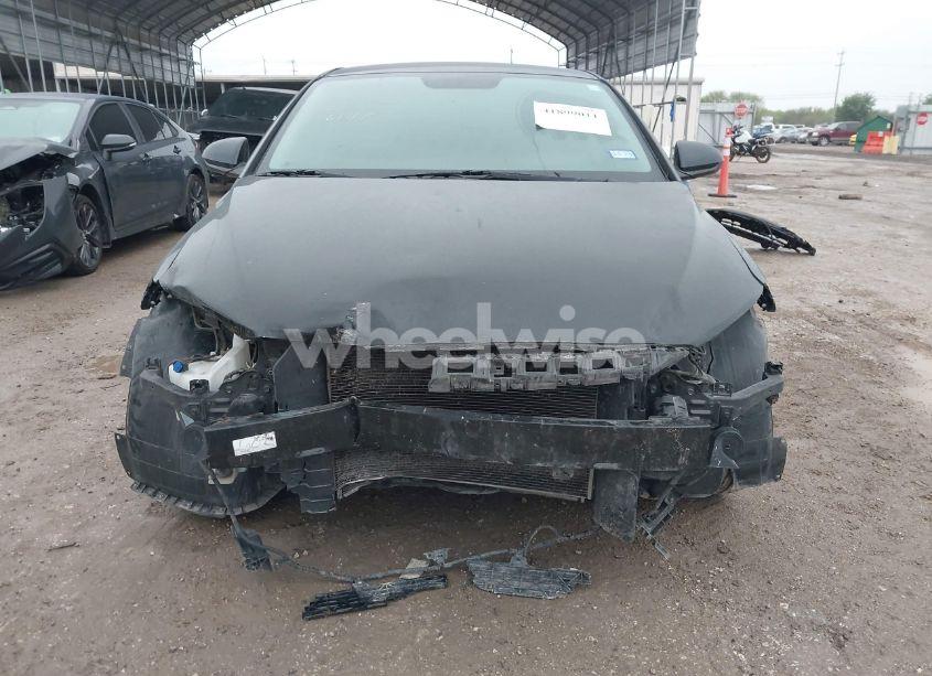 Photo 13 of 2018 Hyundai Elantra SE (VIN 5NPD74LF1JH376148)