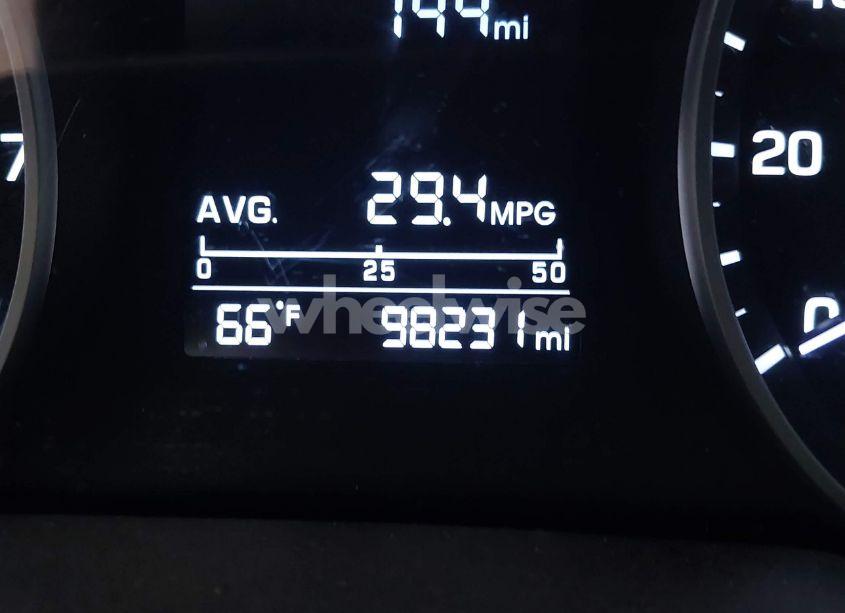 Photo 16 of 2018 Hyundai Elantra SE (VIN 5NPD74LF1JH376148)