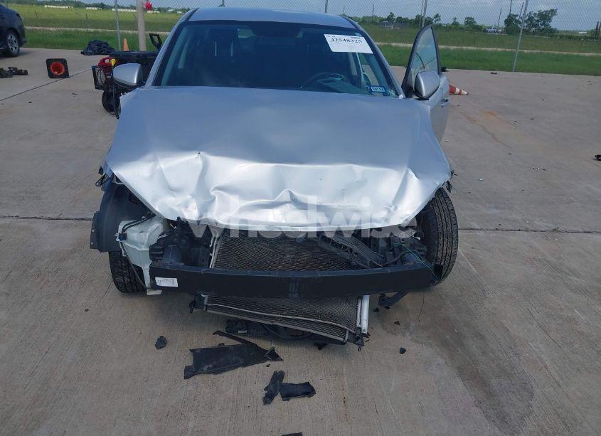 Photo 6 of 2018 Hyundai Elantra SE (VIN 5NPD74LF1JH386372)