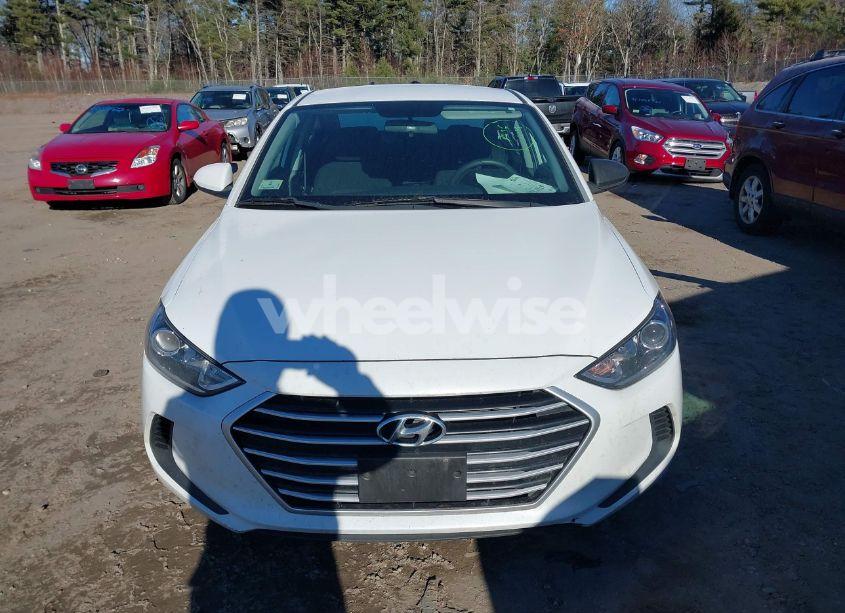 Photo 13 of 2018 Hyundai Elantra SE (VIN 5NPD74LF1JH401999)