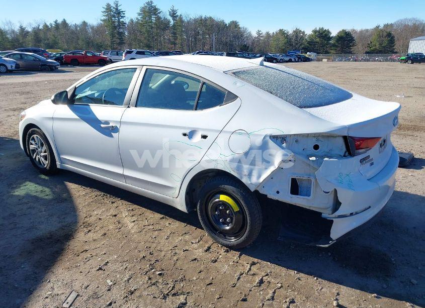 Photo 3 of 2018 Hyundai Elantra SE (VIN 5NPD74LF1JH401999)