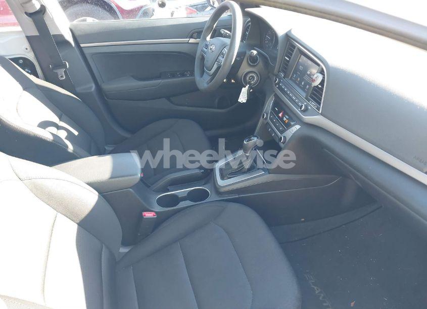 Photo 5 of 2018 Hyundai Elantra SE (VIN 5NPD74LF1JH401999)