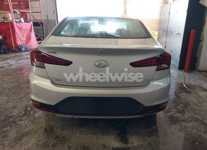 Photo 16 of 2019 Hyundai Elantra SE (VIN 5NPD74LF1KH406797)