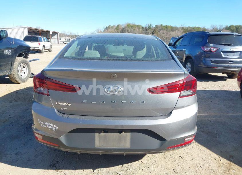 Photo 16 of 2019 Hyundai Elantra SE (VIN 5NPD74LF1KH489759)