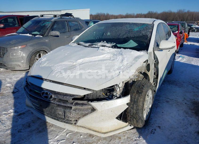 Photo 2 of 2020 Hyundai Elantra SE (VIN 5NPD74LF1LH505170)