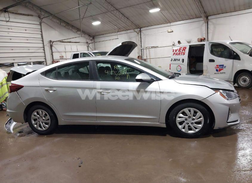 Photo 13 of 2020 Hyundai Elantra SE (VIN 5NPD74LF1LH506917)