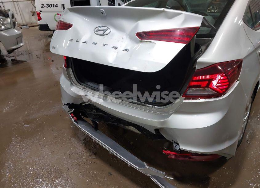 Photo 6 of 2020 Hyundai Elantra SE (VIN 5NPD74LF1LH506917)
