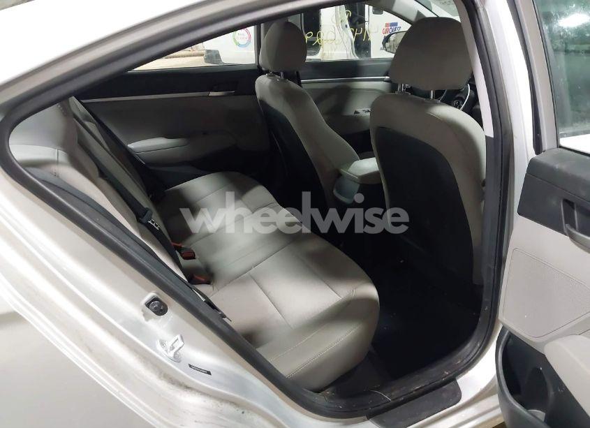 Photo 8 of 2020 Hyundai Elantra SE (VIN 5NPD74LF1LH506917)