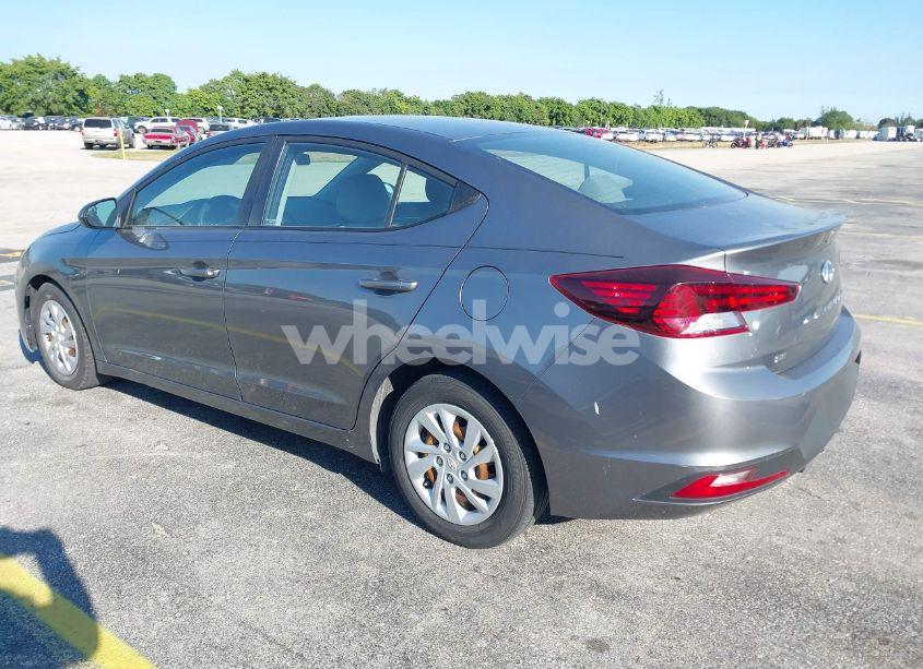 Photo 3 of 2020 Hyundai Elantra SE (VIN 5NPD74LF1LH506965)