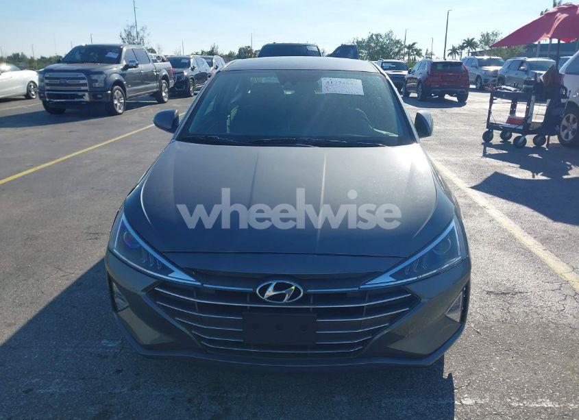 Photo 6 of 2020 Hyundai Elantra SE (VIN 5NPD74LF1LH506965)