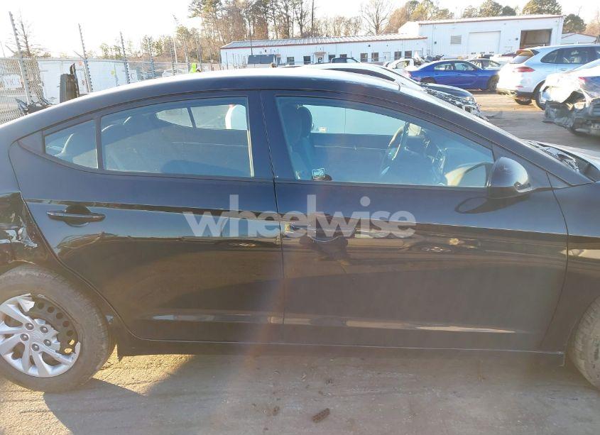 Photo 13 of 2020 Hyundai Elantra SE (VIN 5NPD74LF1LH600084)