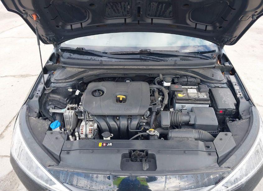 Photo 10 of 2020 Hyundai Elantra SE (VIN 5NPD74LF1LH615572)