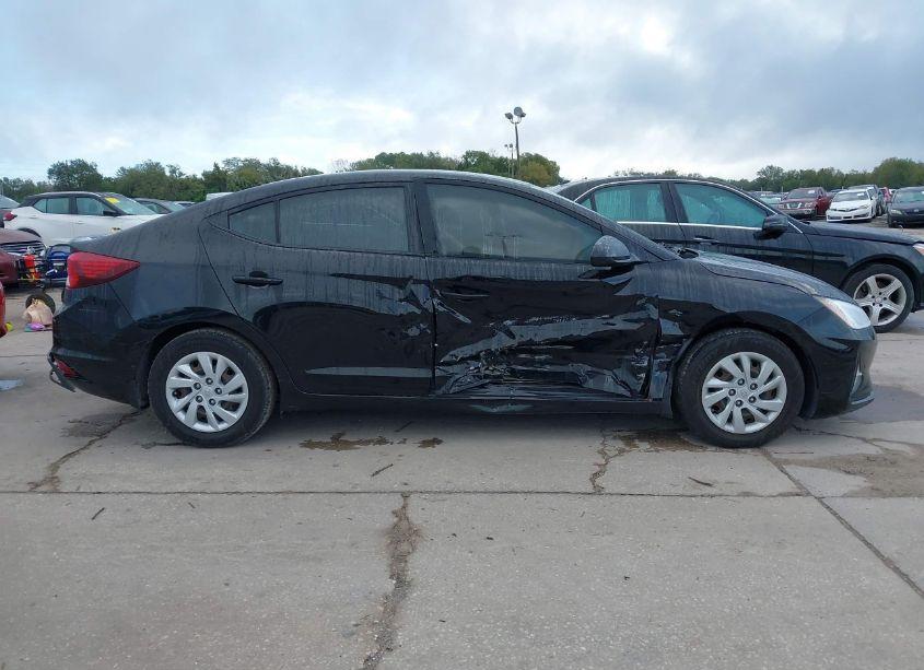 Photo 13 of 2020 Hyundai Elantra SE (VIN 5NPD74LF1LH615572)