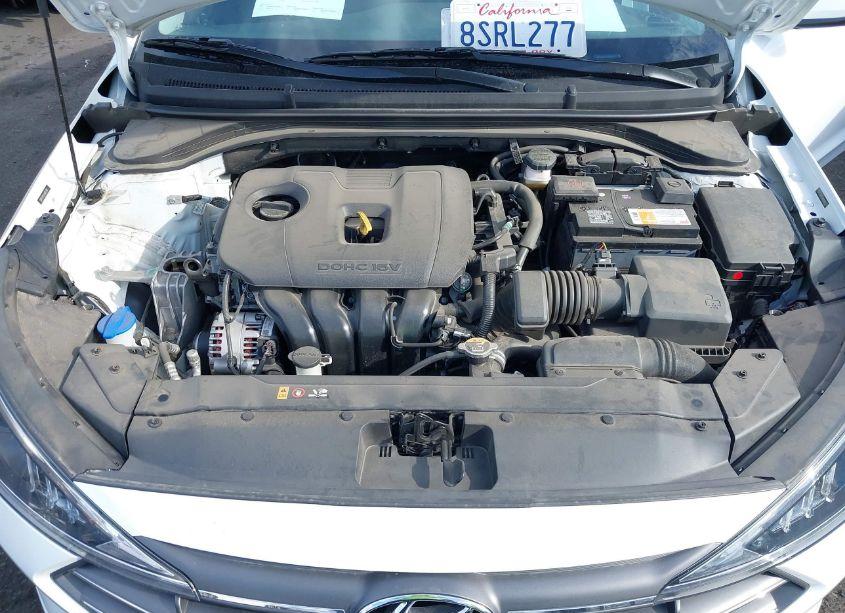 Photo 10 of 2020 Hyundai Elantra SE (VIN 5NPD74LF1LH615765)