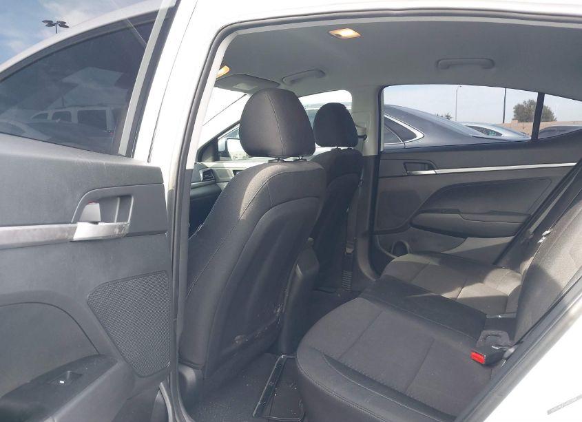 Photo 8 of 2020 Hyundai Elantra SE (VIN 5NPD74LF1LH615765)