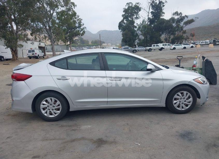 Photo 14 of 2017 Hyundai Elantra SE (VIN 5NPD74LF2HH063829)