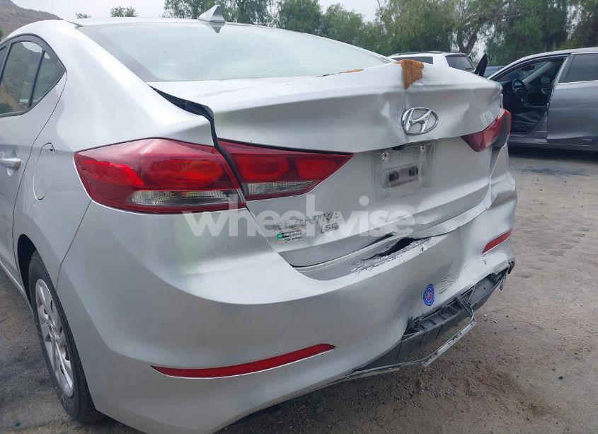Photo 6 of 2017 Hyundai Elantra SE (VIN 5NPD74LF2HH063829)