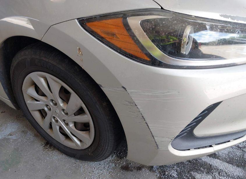 Photo 6 of 2017 Hyundai Elantra SE (VIN 5NPD74LF2HH063992)