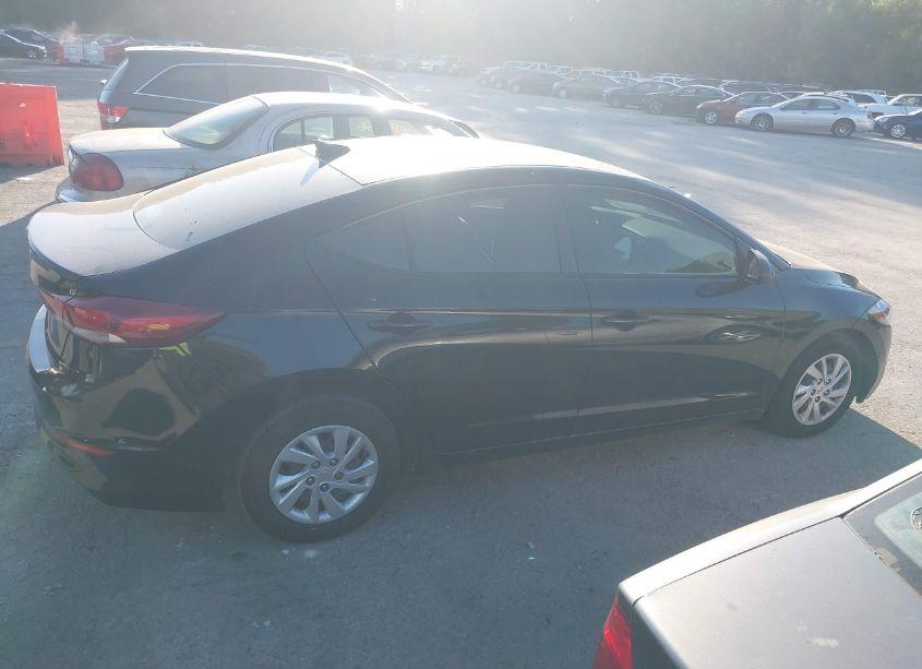 Photo 13 of 2017 Hyundai Elantra SE (VIN 5NPD74LF2HH074927)