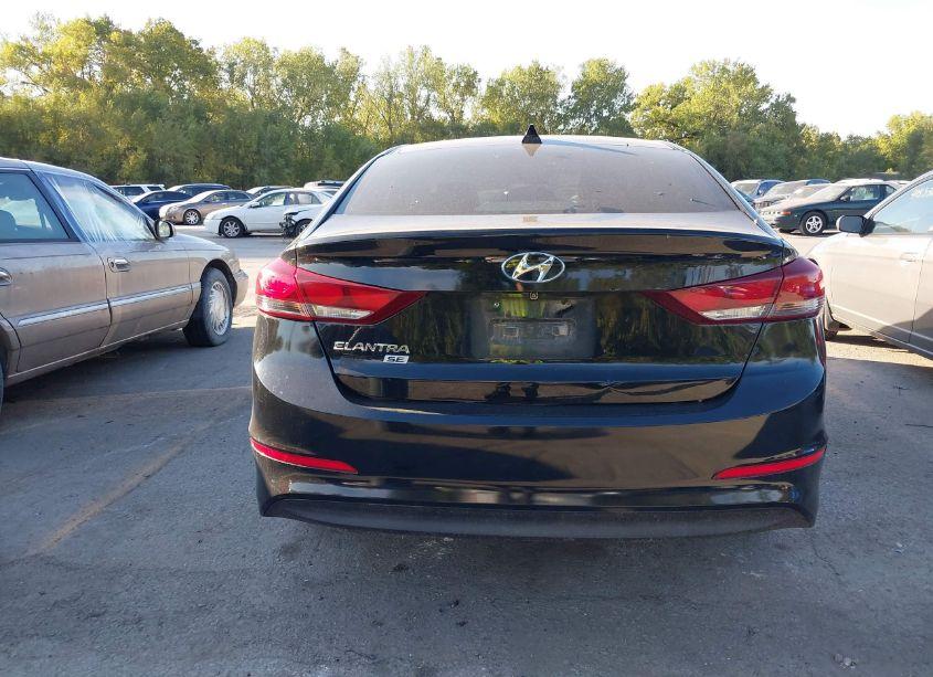 Photo 16 of 2017 Hyundai Elantra SE (VIN 5NPD74LF2HH074927)