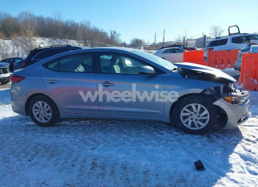 Photo 13 of 2017 Hyundai Elantra SE (VIN 5NPD74LF2HH104105)