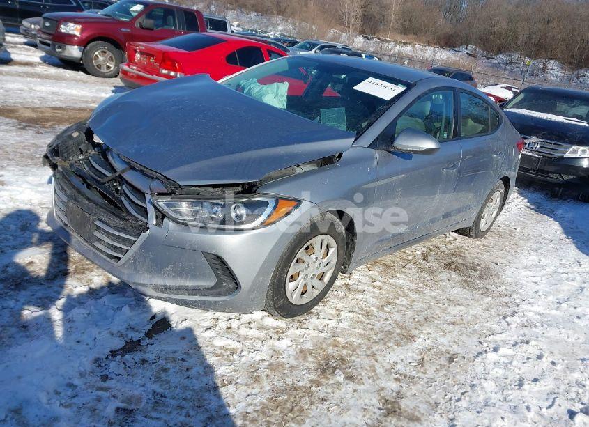 Photo 2 of 2017 Hyundai Elantra SE (VIN 5NPD74LF2HH104105)
