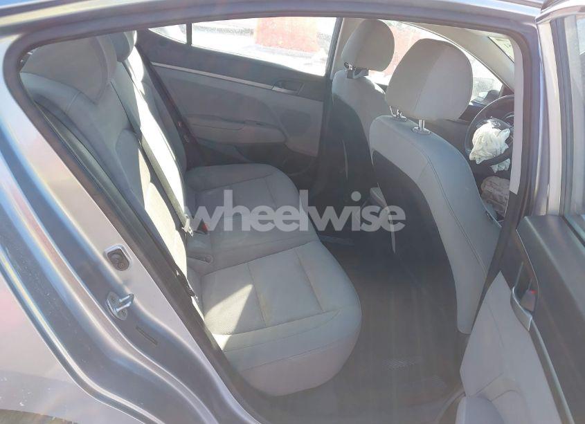 Photo 8 of 2017 Hyundai Elantra SE (VIN 5NPD74LF2HH104105)