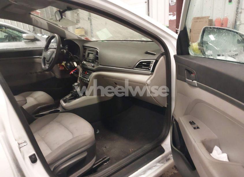 Photo 5 of 2017 Hyundai Elantra SE (VIN 5NPD74LF2HH106551)