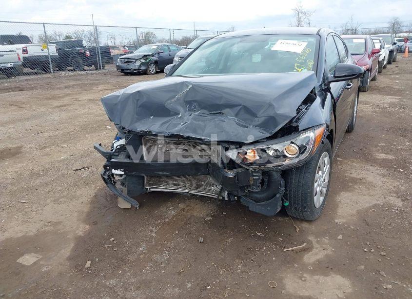 Photo 6 of 2017 Hyundai Elantra SE (VIN 5NPD74LF2HH113273)