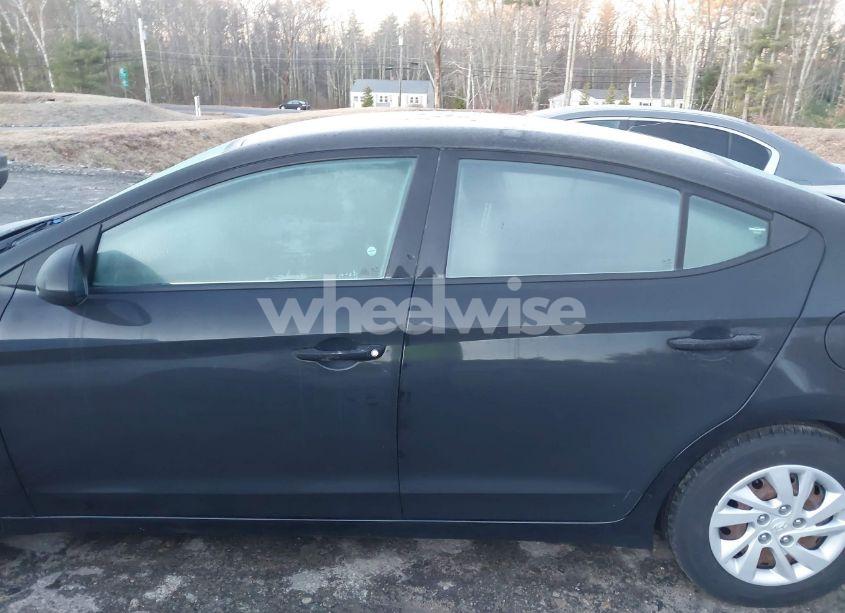 Photo 15 of 2017 Hyundai Elantra SE (VIN 5NPD74LF2HH141154)