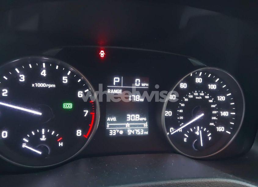 Photo 7 of 2017 Hyundai Elantra SE (VIN 5NPD74LF2HH141154)