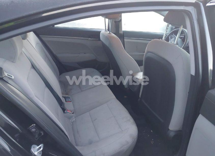 Photo 8 of 2017 Hyundai Elantra SE (VIN 5NPD74LF2HH141154)