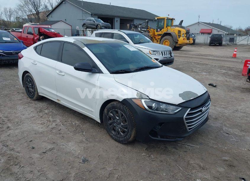 2017 Hyundai Elantra SE (VIN 5NPD74LF2HH143857) main photo